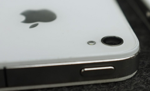 white iphone vs black iphone. Leaked White iPhone 4